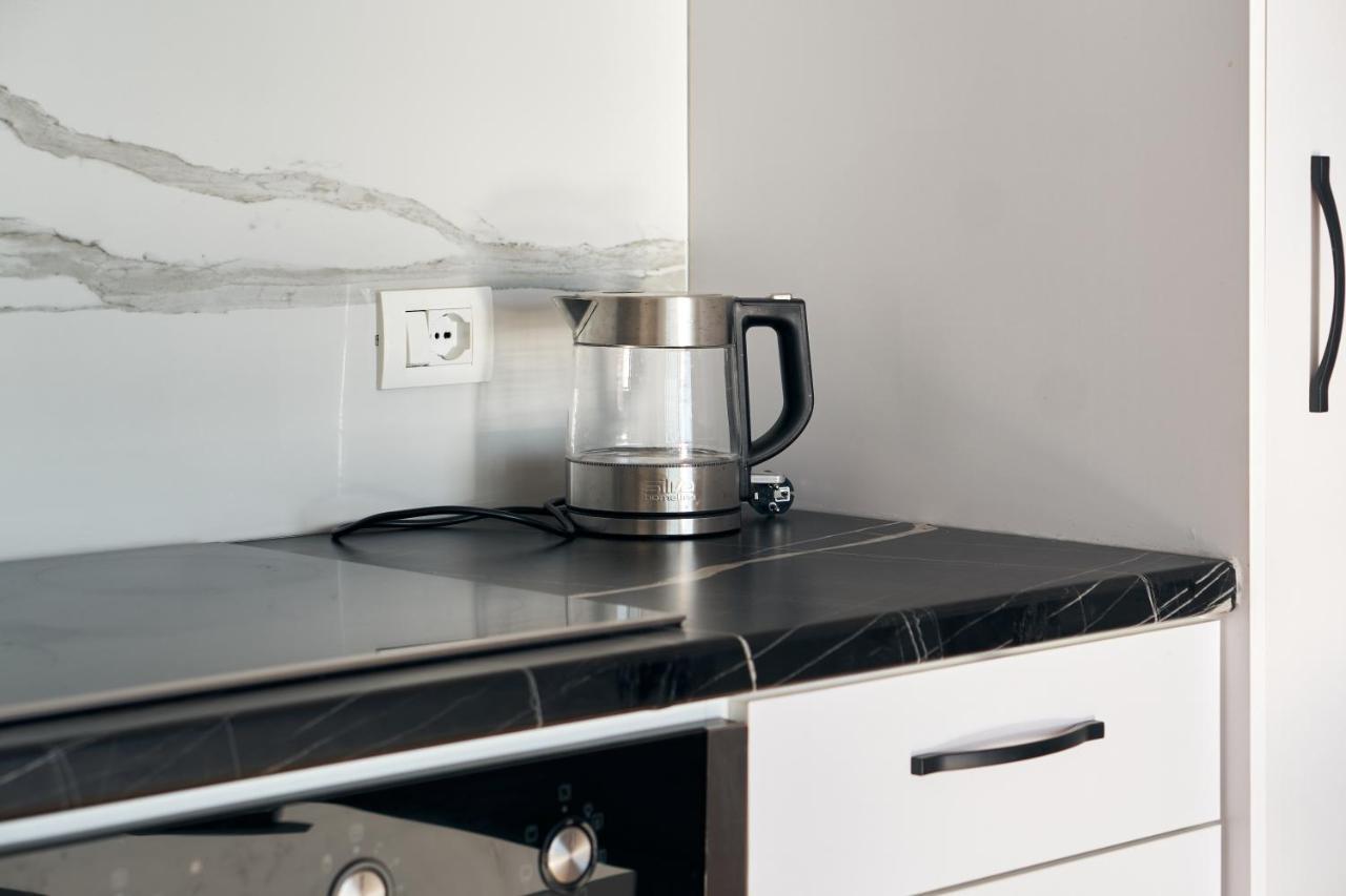 Central Beach Apartment Саранде Екстериор снимка