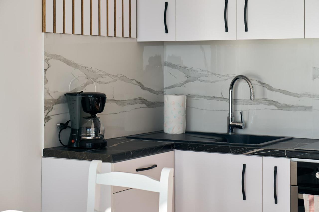 Central Beach Apartment Саранде Екстериор снимка