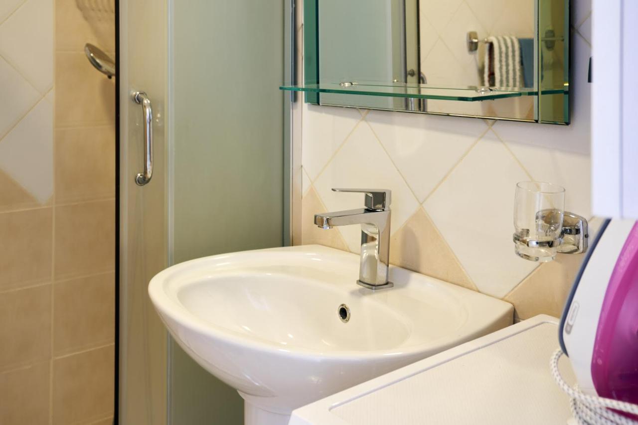 Central Beach Apartment Саранде Екстериор снимка