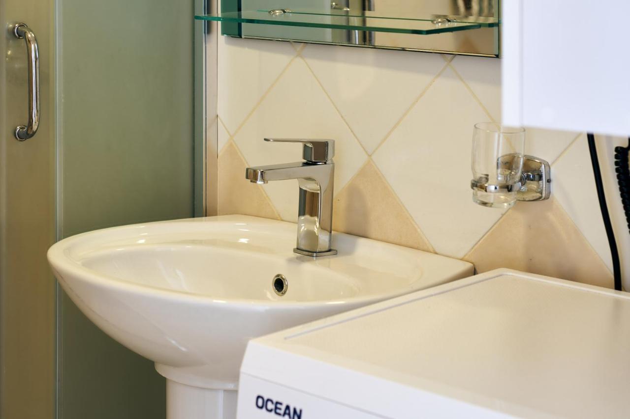 Central Beach Apartment Саранде Екстериор снимка