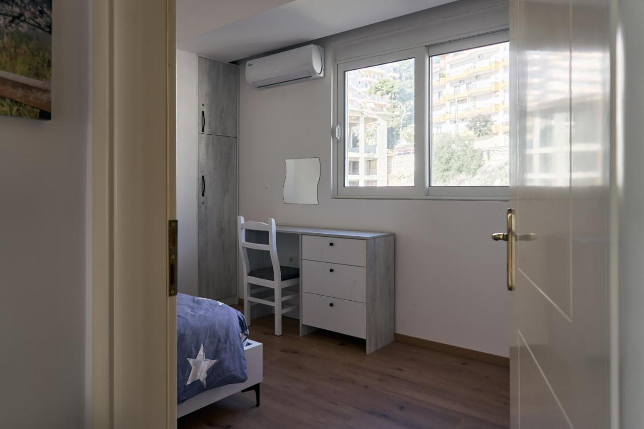 Central Beach Apartment Саранде Екстериор снимка
