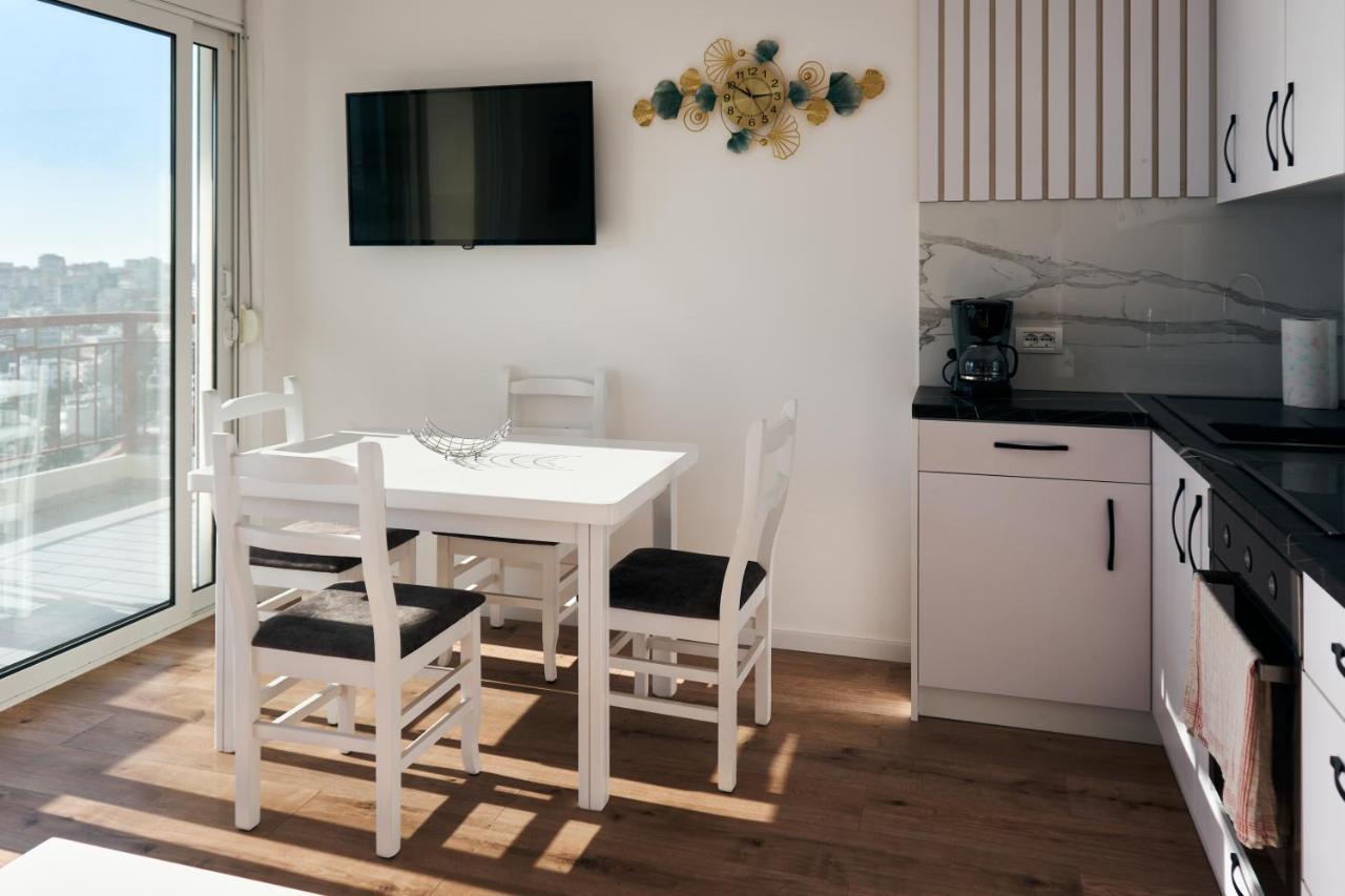 Central Beach Apartment Саранде Екстериор снимка