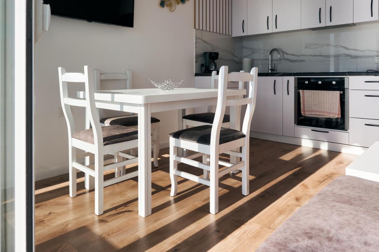 Central Beach Apartment Саранде Екстериор снимка